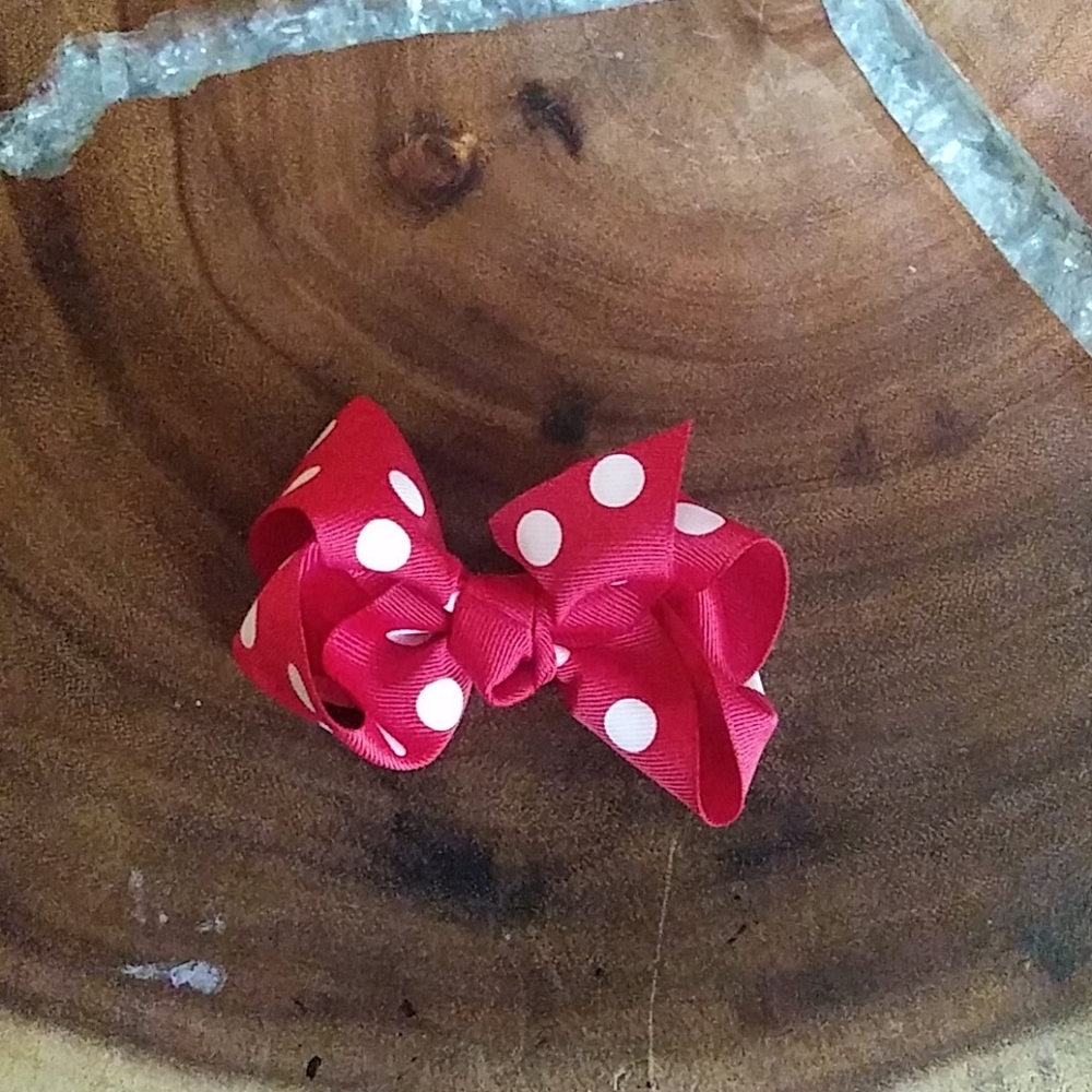 Red polka dot bow